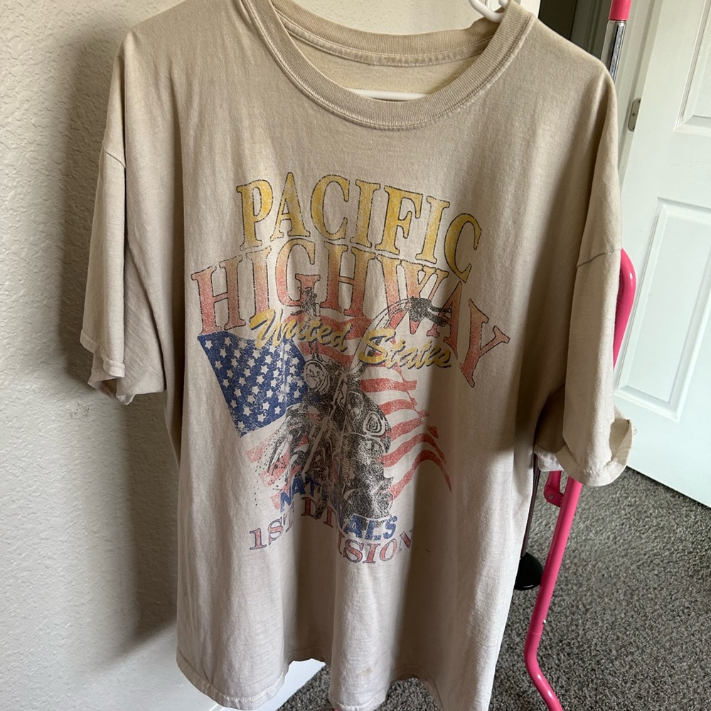 Urban Outfitters Oversized Beige T-Shirt